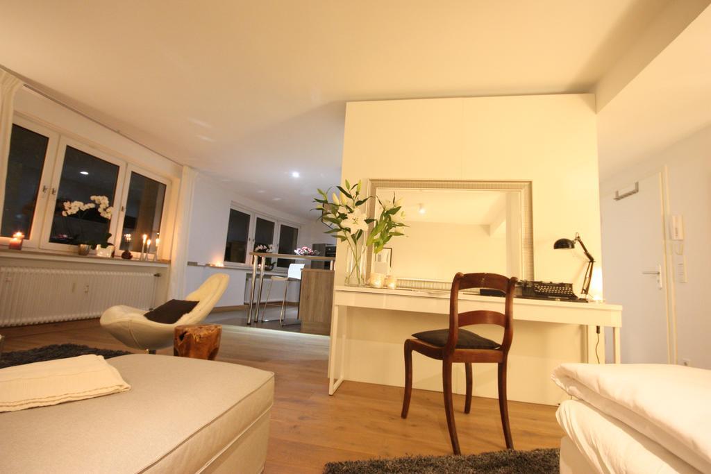 Dorya Am Ring Apartment Köln Phòng bức ảnh